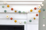 Bumble Bee & Daisy Felt Garland- Earth Tones