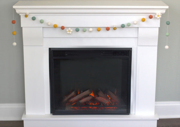 Bumble Bee & Daisy Felt Garland- Earth Tones