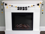 2025 Graduation Garland- Gold, Black, White