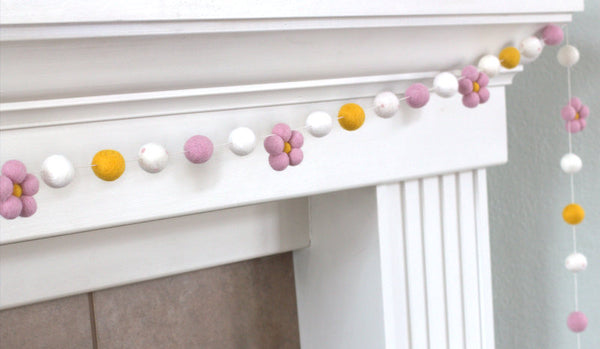 Felt Daisy Garland- Pink & Golden