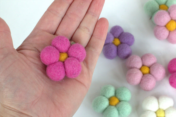 Felt Daisy Flowers- Pink, Lavender, Seafoam, White