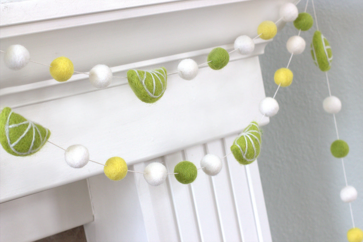 Lime Green - 2.5 cm Felt Pom Pom Balls