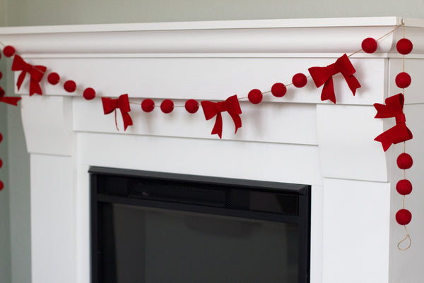 Red Felt Bow Garland
