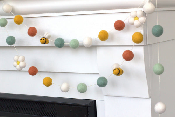 Bumble Bee & Daisy Felt Garland- Earth Tones- Wool Felted Flowers, Bees and Balls- Spring Summer Easter- 100% Wool