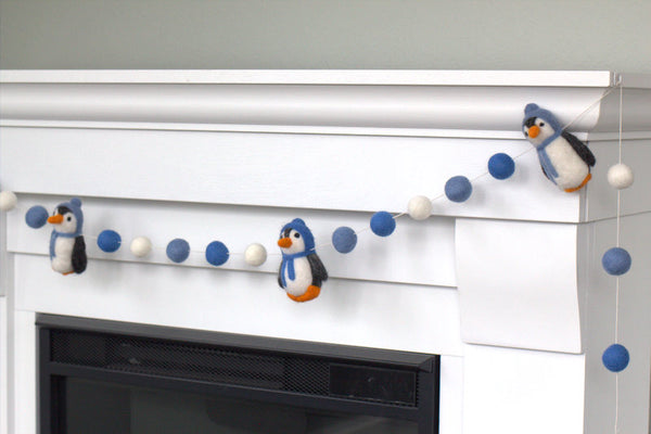 Penguin Winter Felt Garland- Blues