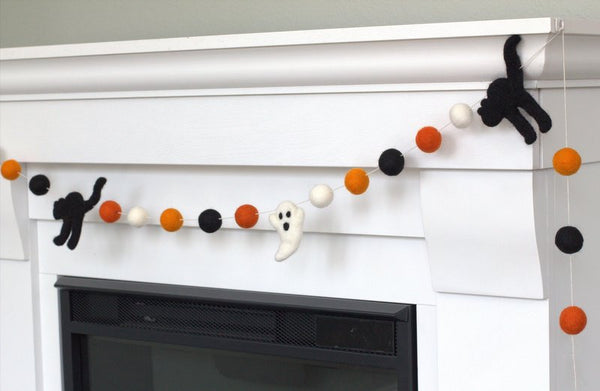 Black Cat & Ghost Halloween Garland- Orange Black & White