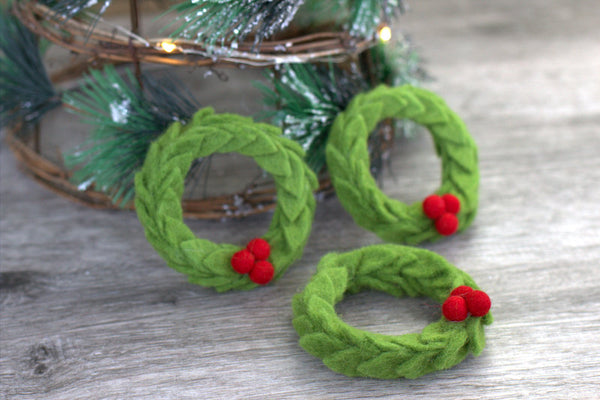 Felt Christmas Wreath with Red Berries