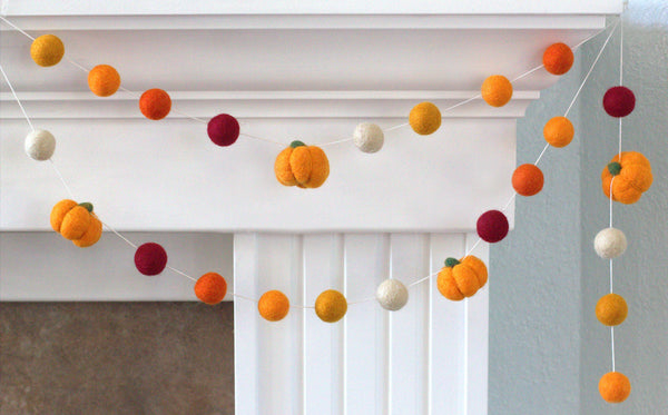 Thanksgiving Pumpkin Garland- Burgundy and Oranges- Felt Balls & Light Orange Pumpkins- Fall Autumn Halloween Thanksgiving